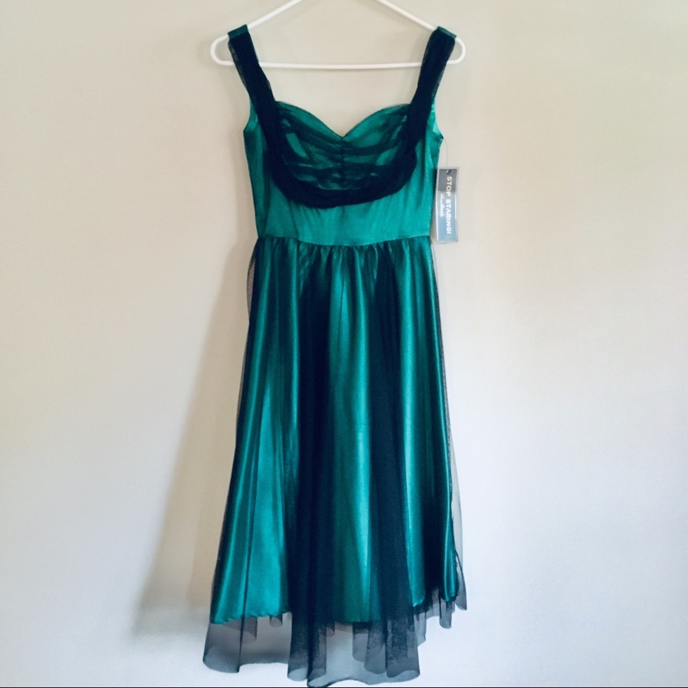 S O L D • Dress - Picture 3 of 8